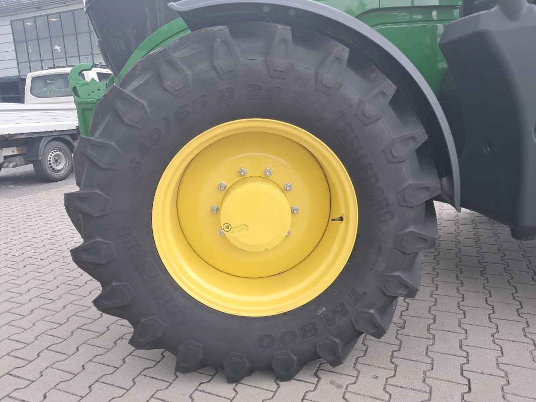 Traktor Türe ait John Deere 6155M, Neumaschine içinde Mrągowo (resim 8)