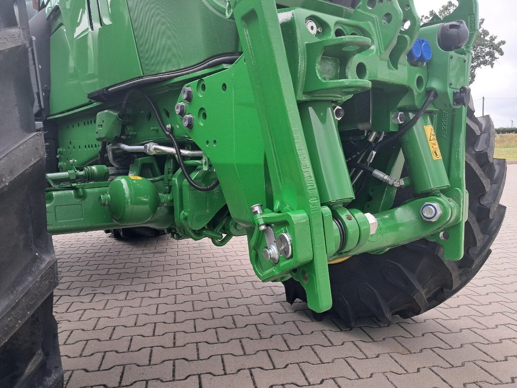 Traktor typu John Deere 6155M, Neumaschine v Mrągowo (Obrázek 14)