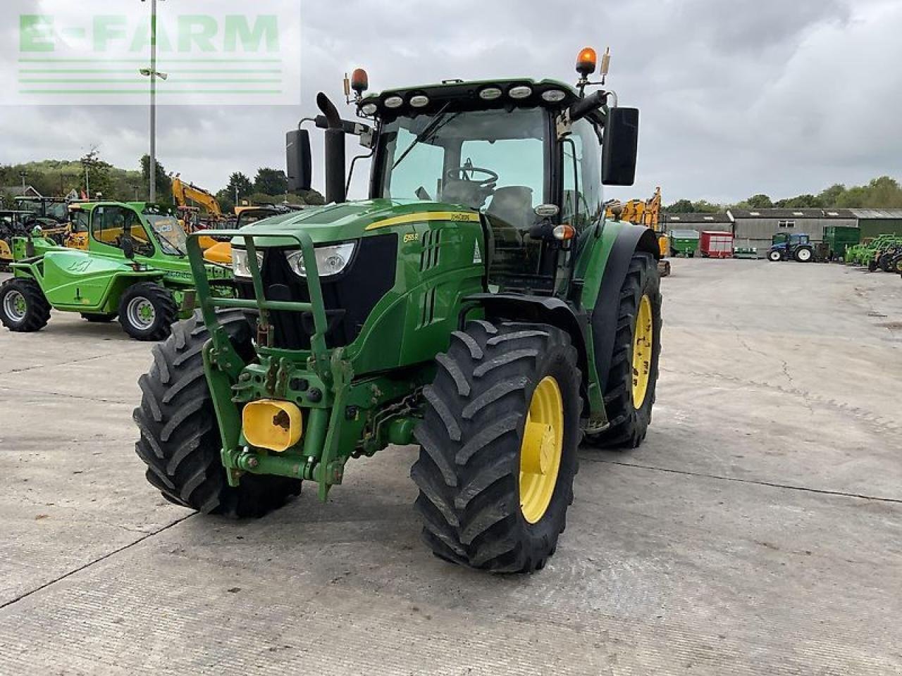 Traktor des Typs John Deere 6155r tractor, Gebrauchtmaschine in SHAFTESBURY (Bild 5)