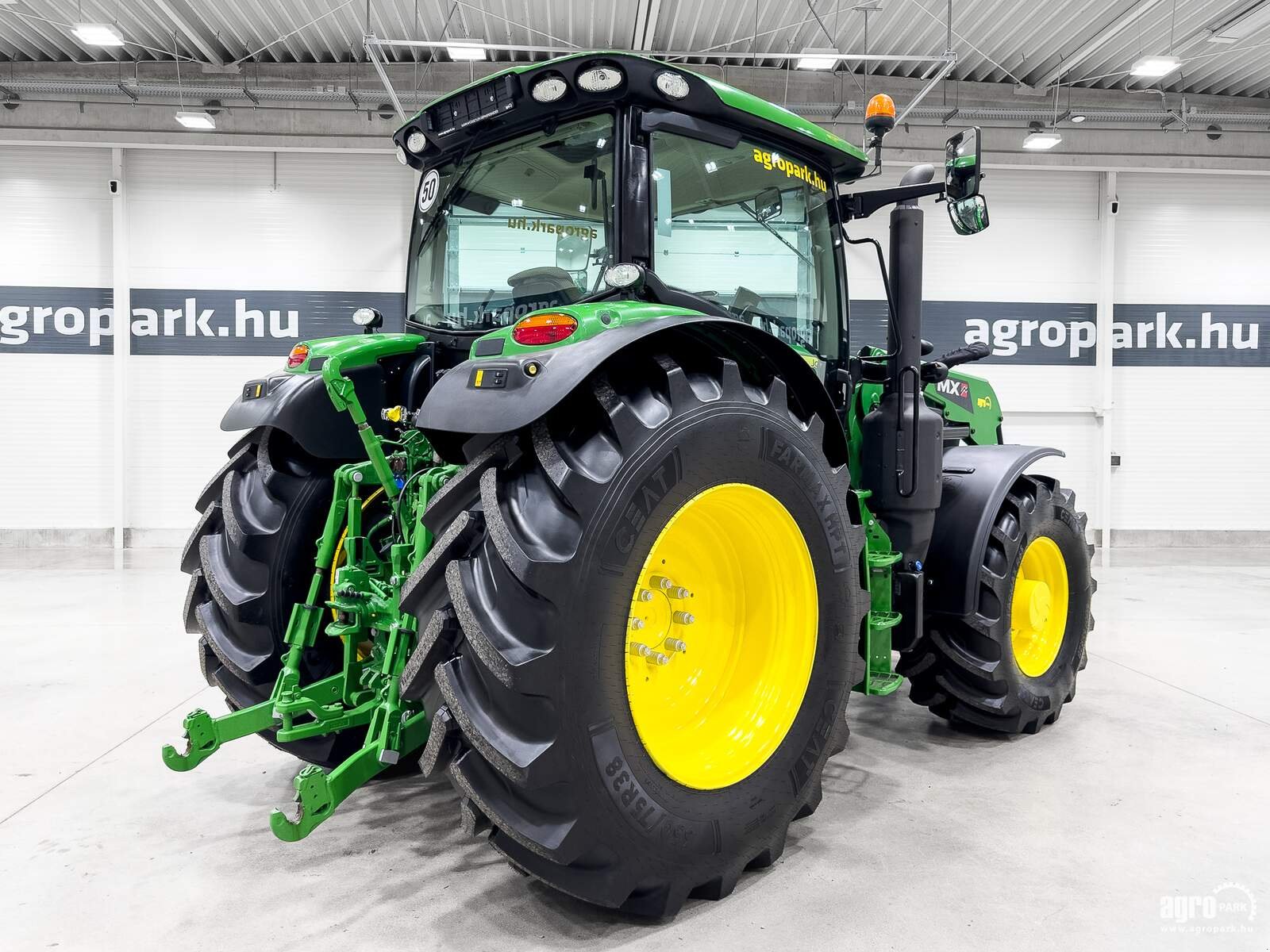 Traktor del tipo John Deere 6155R, Gebrauchtmaschine en Csengele (Imagen 3)