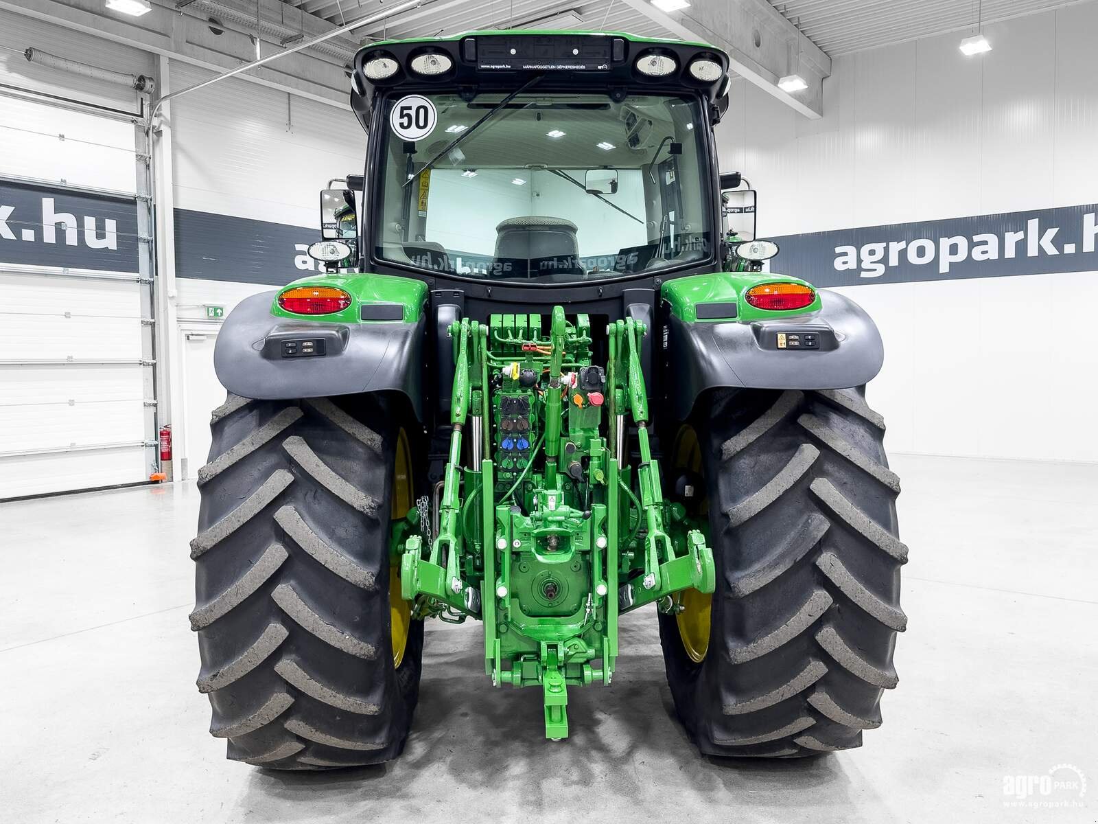 Traktor del tipo John Deere 6155R, Gebrauchtmaschine en Csengele (Imagen 5)