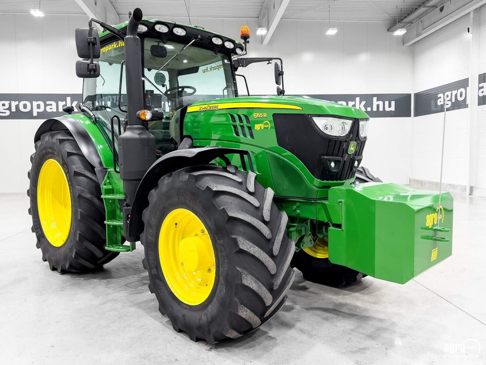 Traktor Türe ait John Deere 6155R, Gebrauchtmaschine içinde Csengele (resim 2)