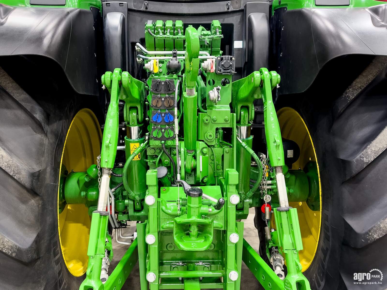 Traktor типа John Deere 6155R, Gebrauchtmaschine в Csengele (Фотография 7)