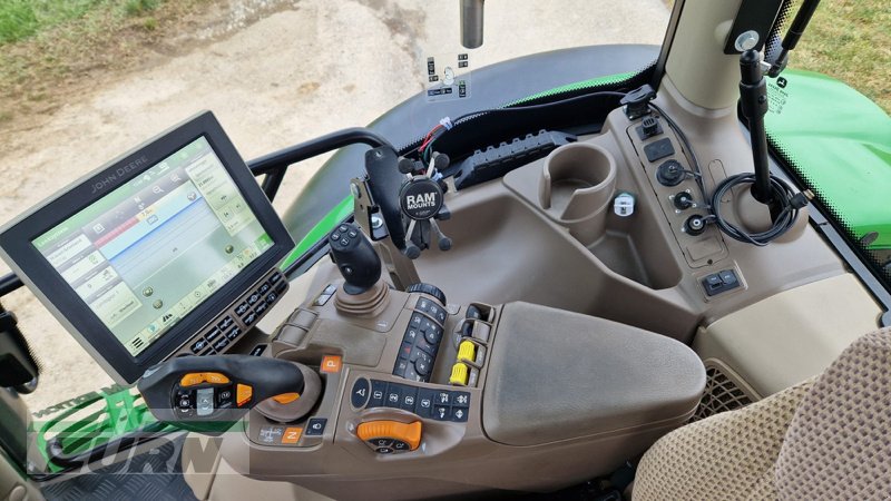 Traktor des Typs John Deere 6155R, Gebrauchtmaschine in Untermünkheim (Bild 3)