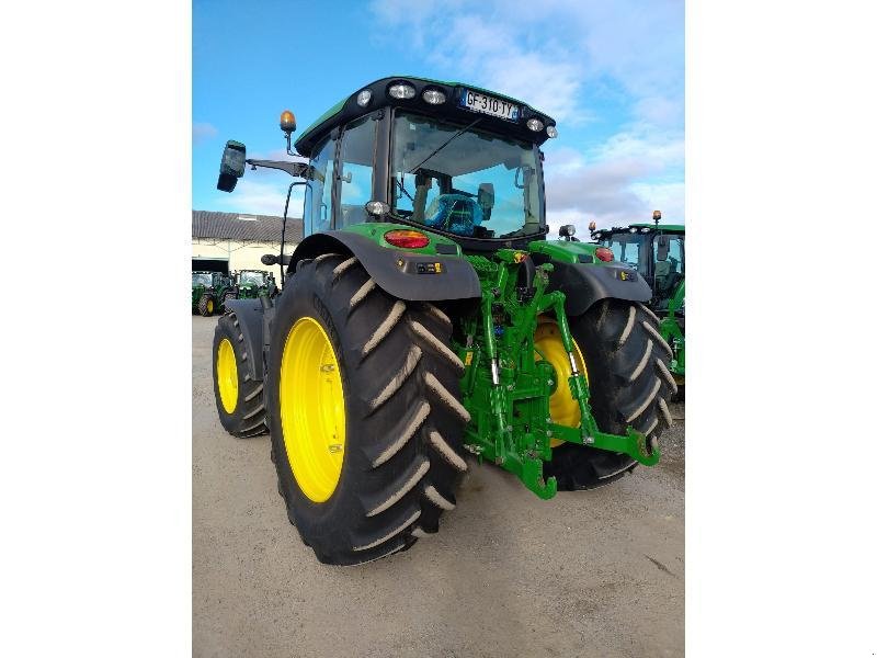 Traktor van het type John Deere 6155R, Gebrauchtmaschine in SAINT-GERMAIN DU PUY (Foto 4)