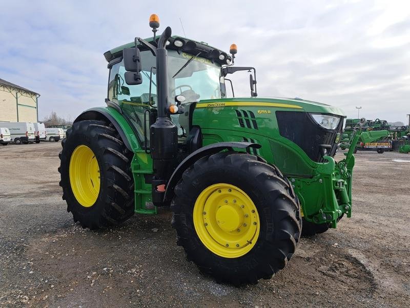 Traktor от тип John Deere 6155R, Gebrauchtmaschine в SAINT-GERMAIN DU PUY (Снимка 2)