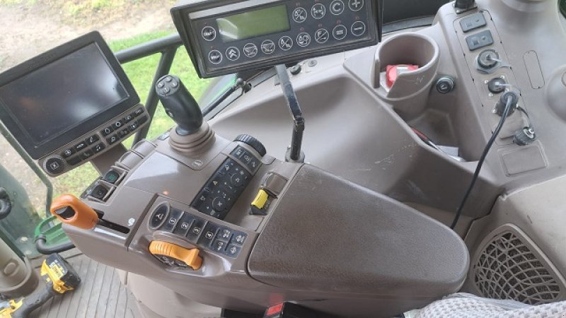 Traktor du type John Deere 6155R, Gebrauchtmaschine en PITHIVIERS Cedex (Photo 5)