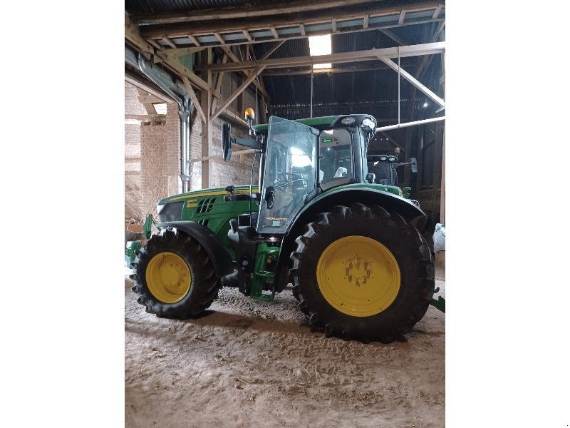 Traktor typu John Deere 6155R, Gebrauchtmaschine w ESCAUDOEUVRES (Zdjęcie 1)