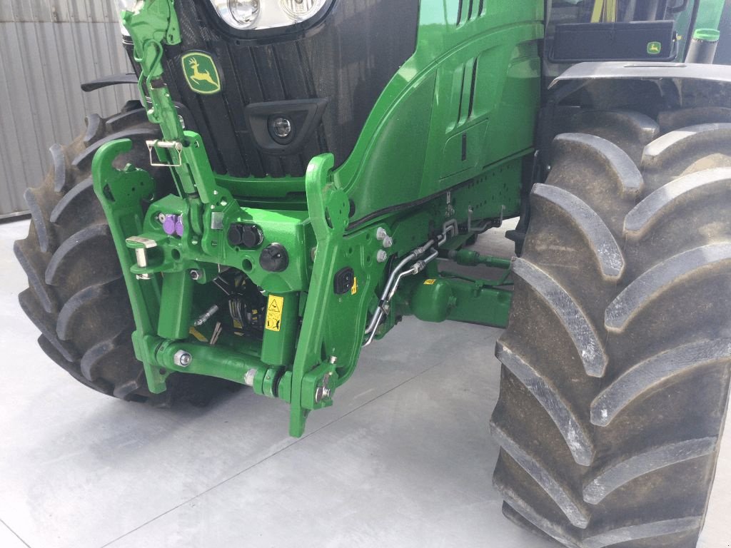 Traktor van het type John Deere 6155R, Gebrauchtmaschine in Vogelsheim (Foto 8)