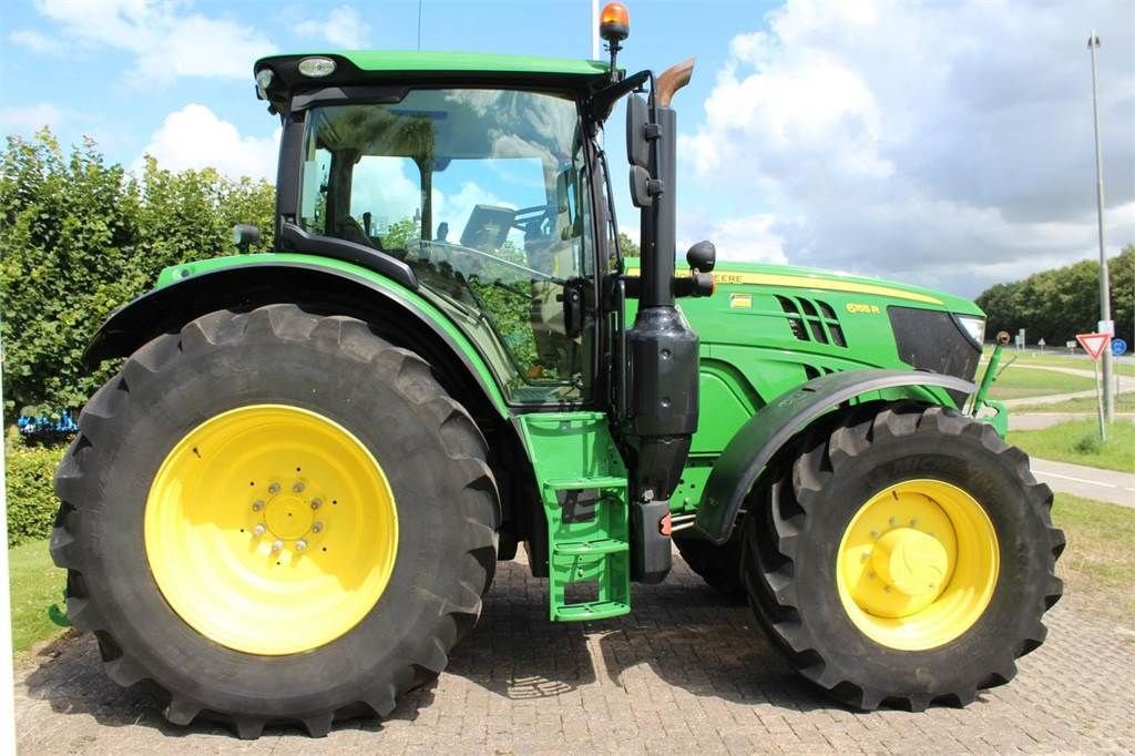 Traktor des Typs John Deere 6155R, Gebrauchtmaschine in Bant (Bild 10)