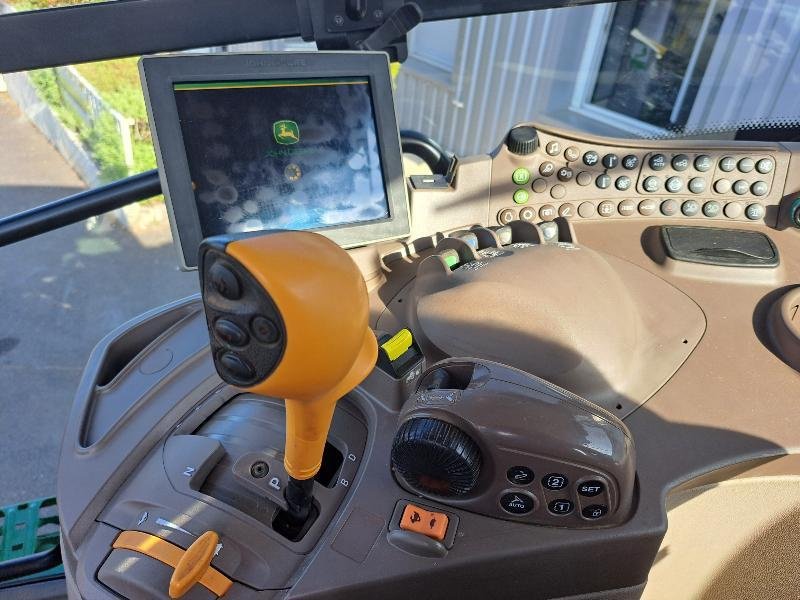 Traktor du type John Deere 6155R, Gebrauchtmaschine en SAINT GENEST D'AMBIERE (Photo 10)