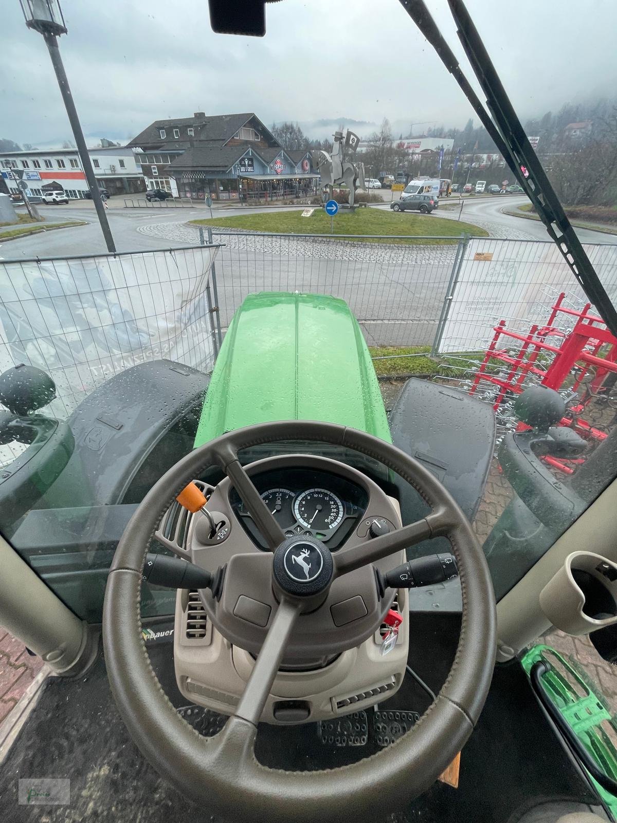 Traktor typu John Deere 6155R, Gebrauchtmaschine v Bad Kötzting (Obrázek 8)