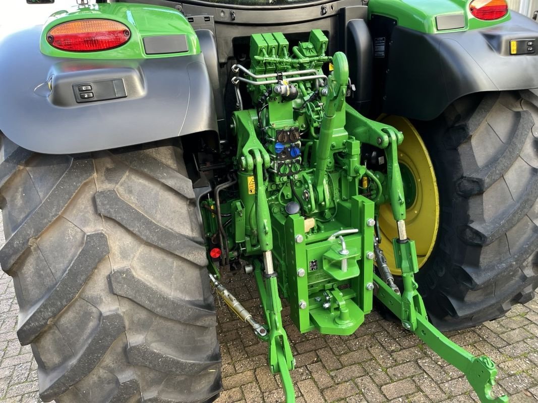 Traktor du type John Deere 6155R, Gebrauchtmaschine en Staphorst (Photo 4)