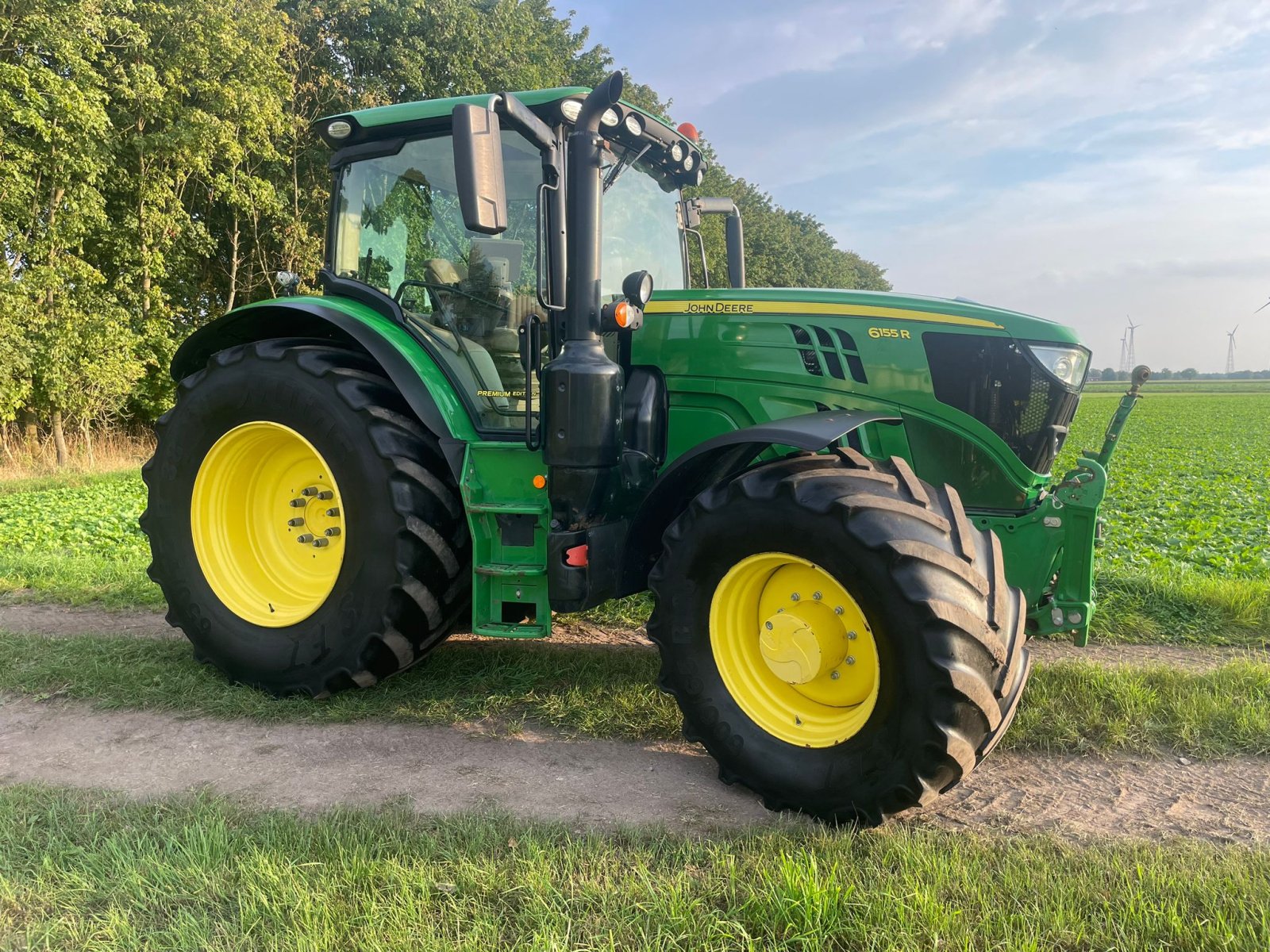 Traktor des Typs John Deere 6155R, Gebrauchtmaschine in Dinklage (Bild 2)