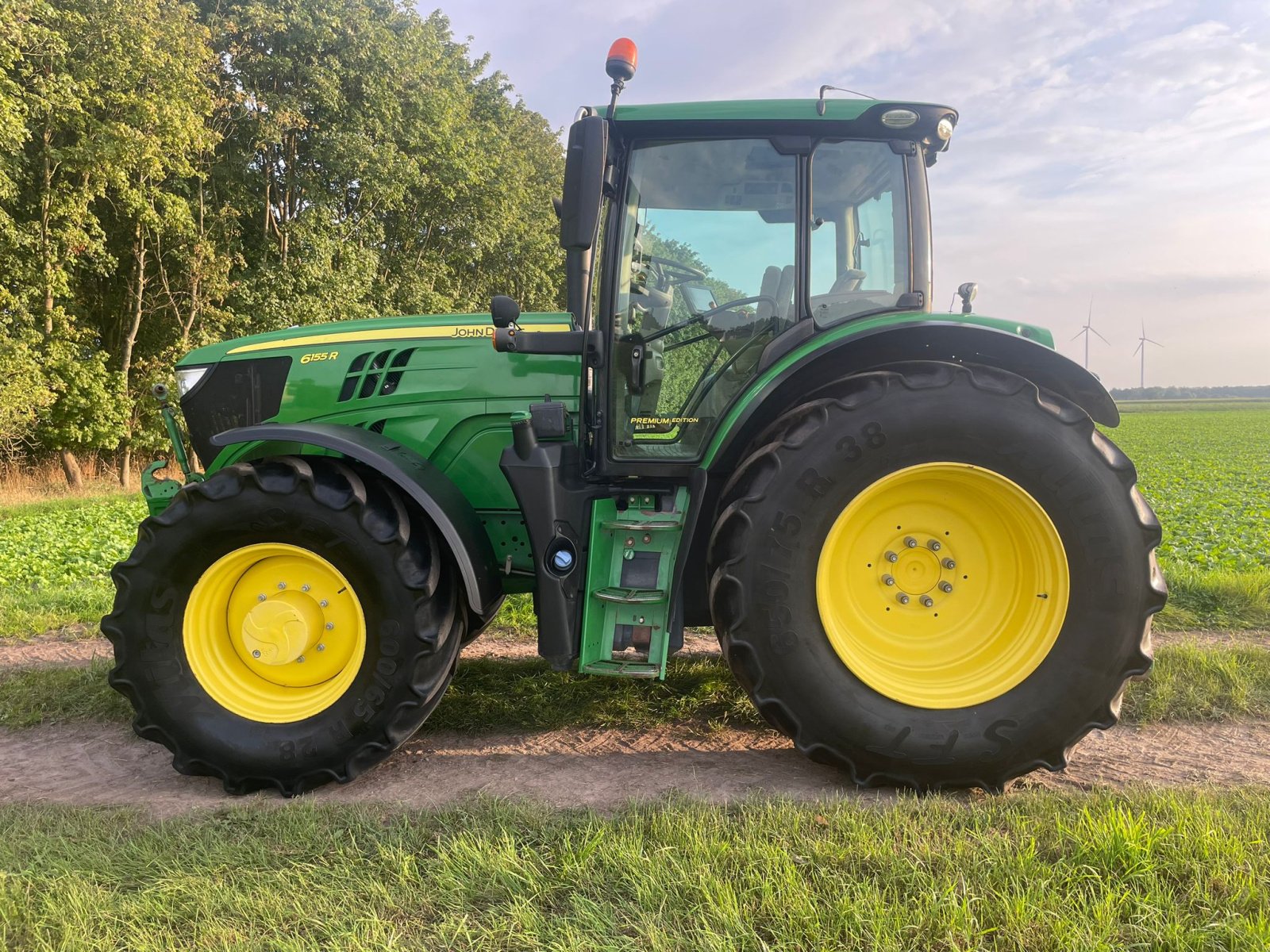 Traktor van het type John Deere 6155R, Gebrauchtmaschine in Dinklage (Foto 8)