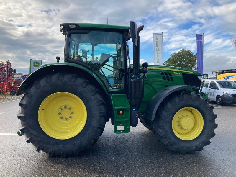 Traktor of the type John Deere 6155R, Gebrauchtmaschine in Chavornay (Picture 2)