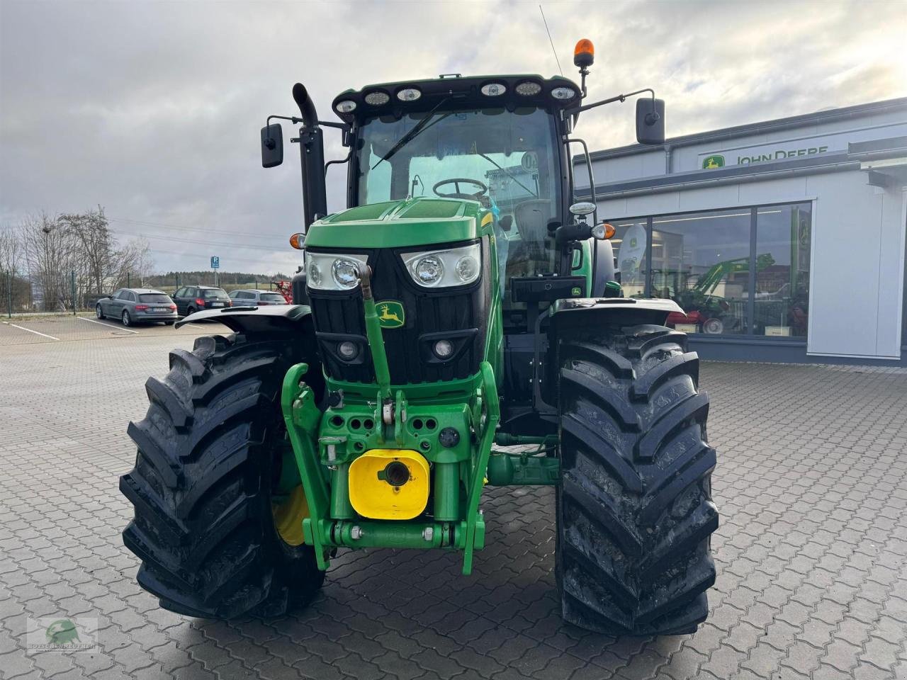 Traktor от тип John Deere 6155R, Gebrauchtmaschine в Münchberg (Снимка 2)