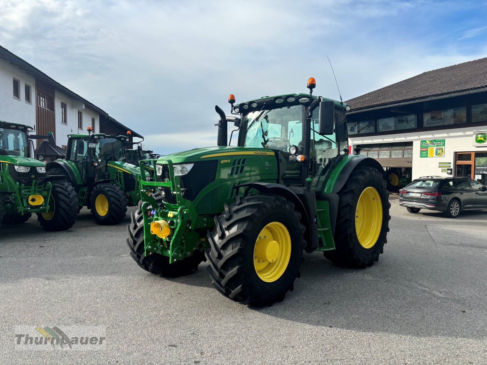 Traktor des Typs John Deere 6155R, Gebrauchtmaschine in Bodenmais (Bild 2)