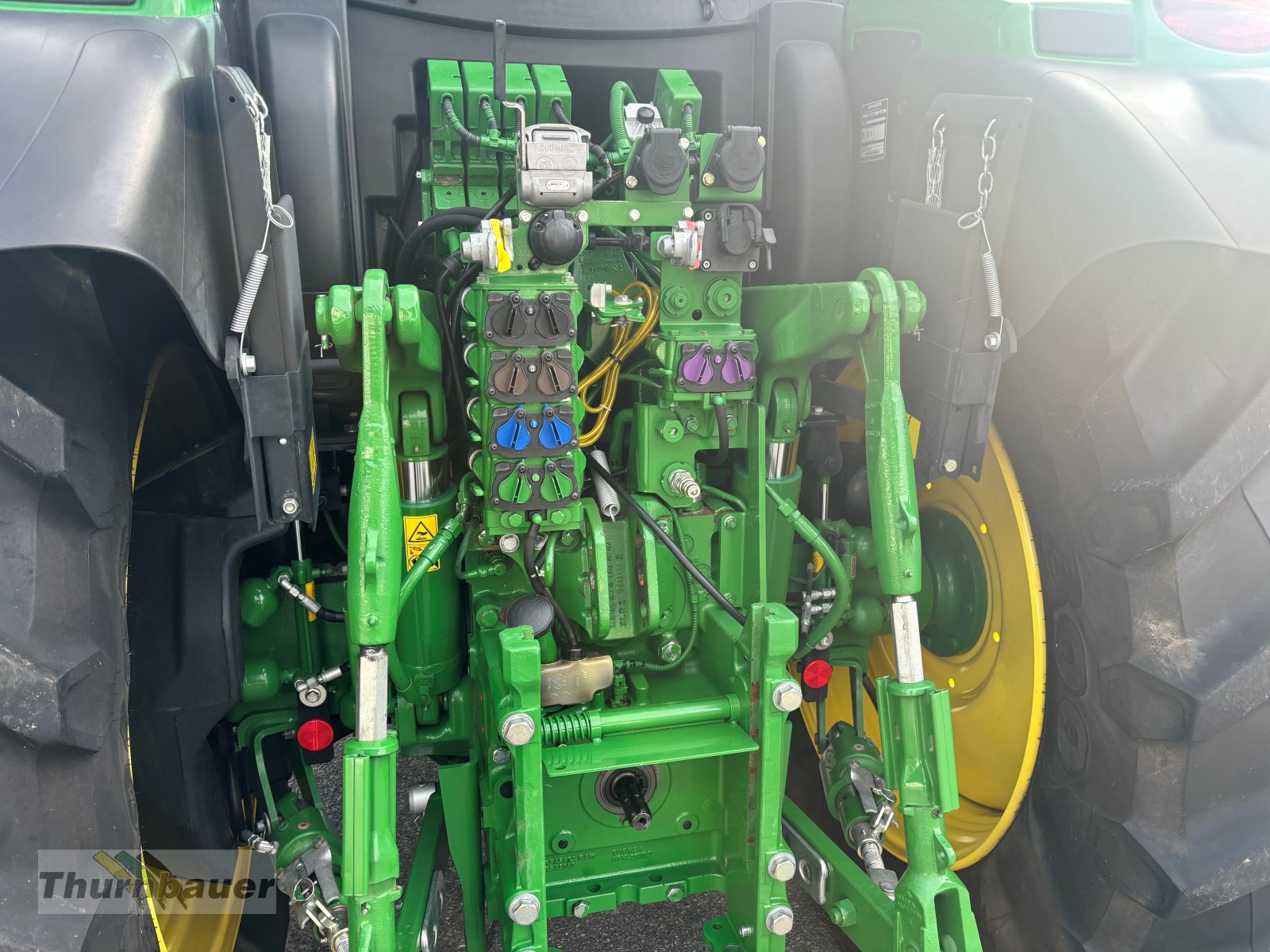 Traktor des Typs John Deere 6155R, Gebrauchtmaschine in Bodenmais (Bild 7)