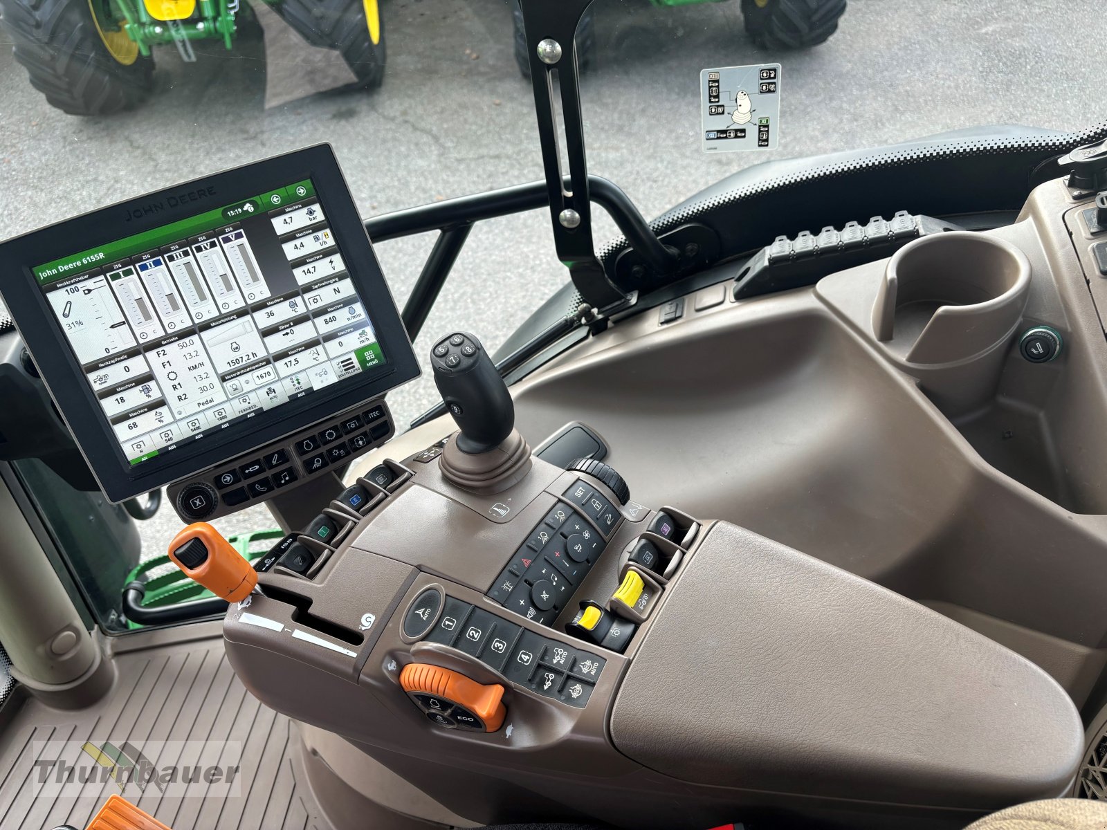 Traktor typu John Deere 6155R, Gebrauchtmaschine w Bodenmais (Zdjęcie 9)