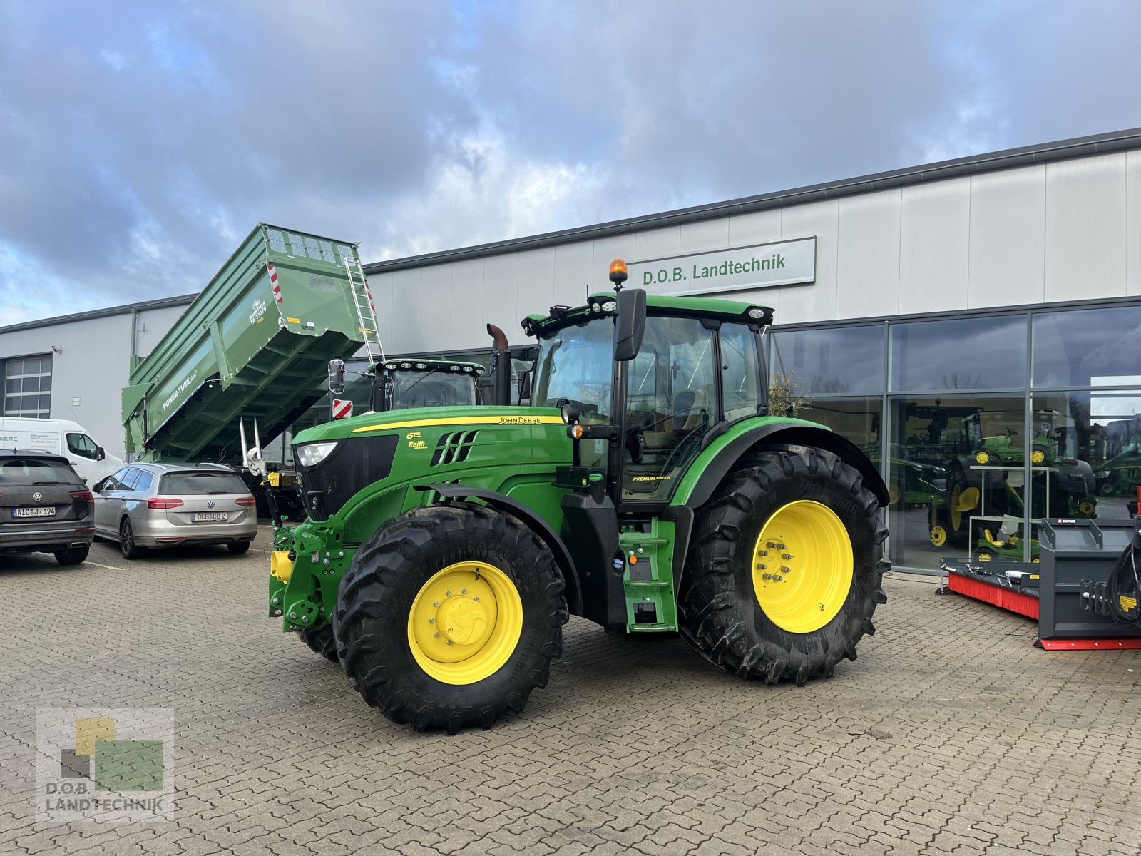 Traktor van het type John Deere 6155R, Gebrauchtmaschine in Langweid am Lech (Foto 1)