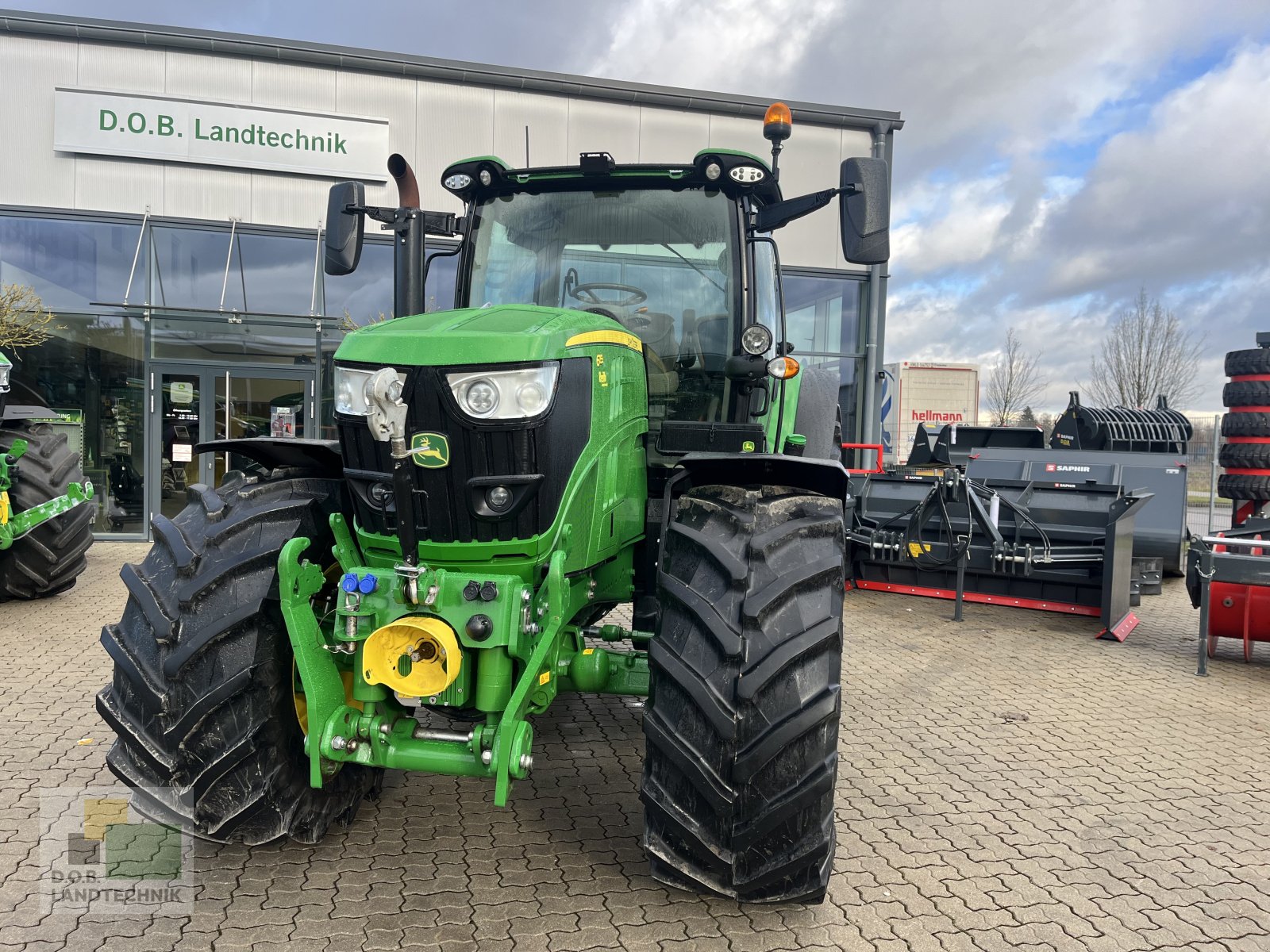 Traktor van het type John Deere 6155R, Gebrauchtmaschine in Langweid am Lech (Foto 3)