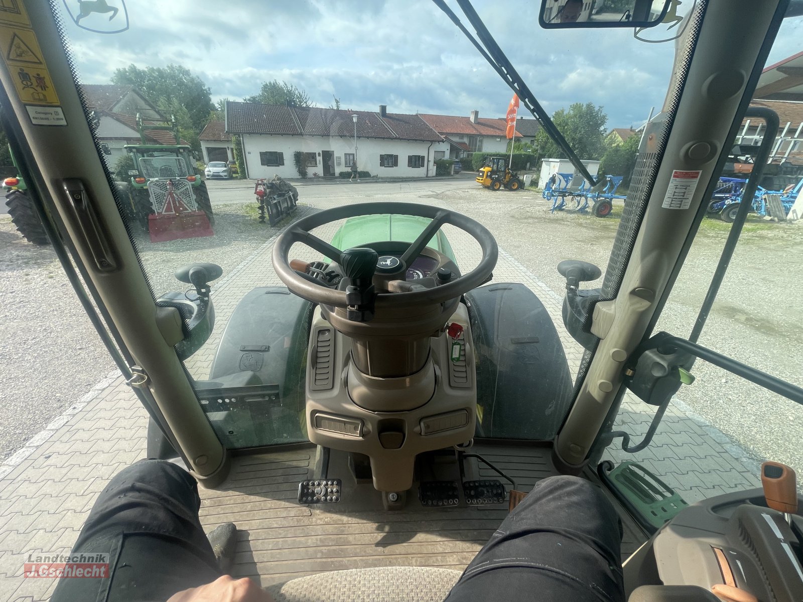 Traktor typu John Deere 6170R, Gebrauchtmaschine w Mühldorf (Zdjęcie 29)