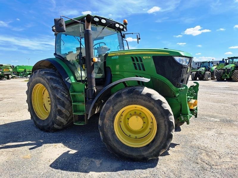 Traktor typu John Deere 6170R, Gebrauchtmaschine v SAINT-GERMAIN DU PUY (Obrázok 2)