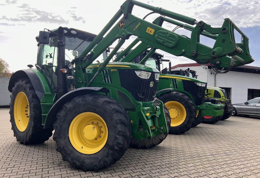 Traktor van het type John Deere 6170R, Gebrauchtmaschine in Bramsche (Foto 1)