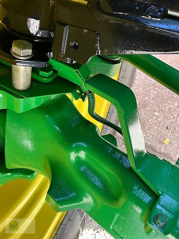 Traktor tip John Deere 6175 M mit Auto Quad Getriebe und Frontlader, Gebrauchtmaschine in Salsitz (Poză 24)