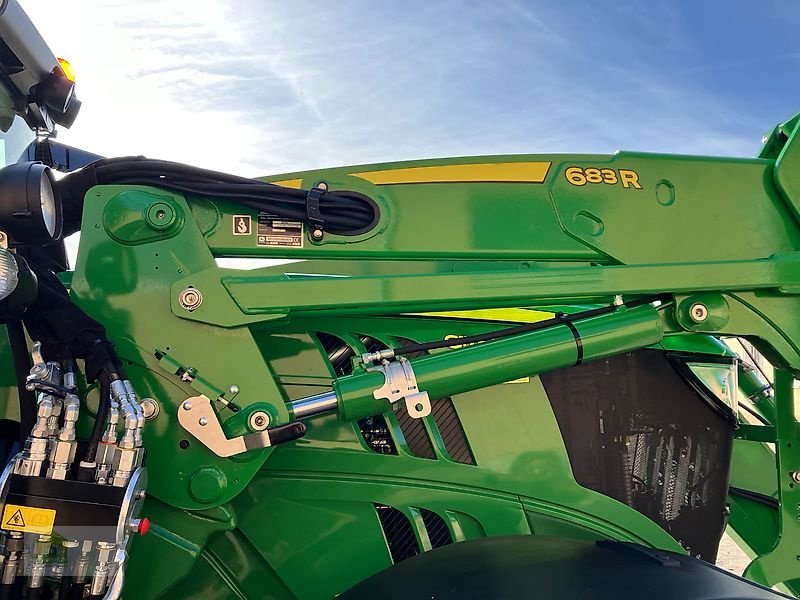 Traktor des Typs John Deere 6175 M mit Auto Quad Getriebe und Frontlader, Gebrauchtmaschine in Salsitz (Bild 20)