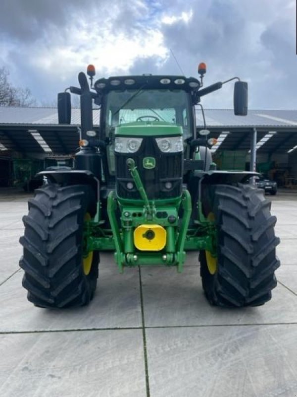 Traktor typu John Deere 6175 R Autopower + Front Pto, Gebrauchtmaschine v Sorée (Obrázok 11)