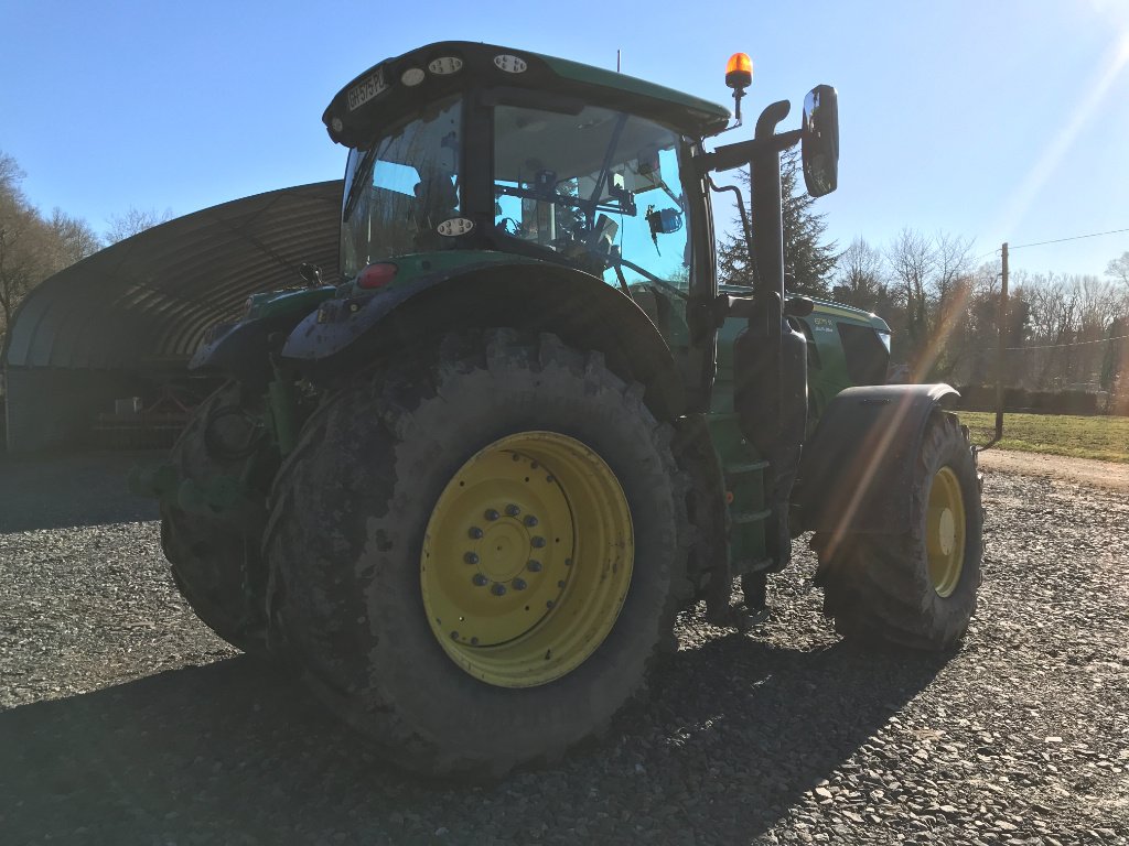 Traktor des Typs John Deere 6175 R AUTOTRAC, Gebrauchtmaschine in UZERCHE (Bild 3)