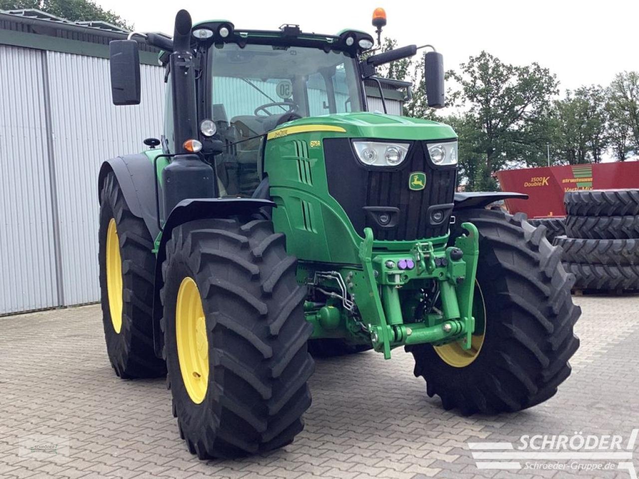 Traktor des Typs John Deere 6175 R, Gebrauchtmaschine in Lastrup (Bild 3)