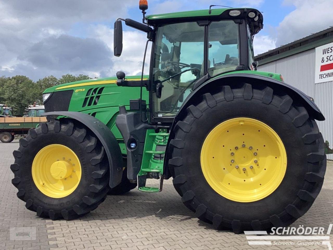 Traktor des Typs John Deere 6175 R, Gebrauchtmaschine in Lastrup (Bild 7)