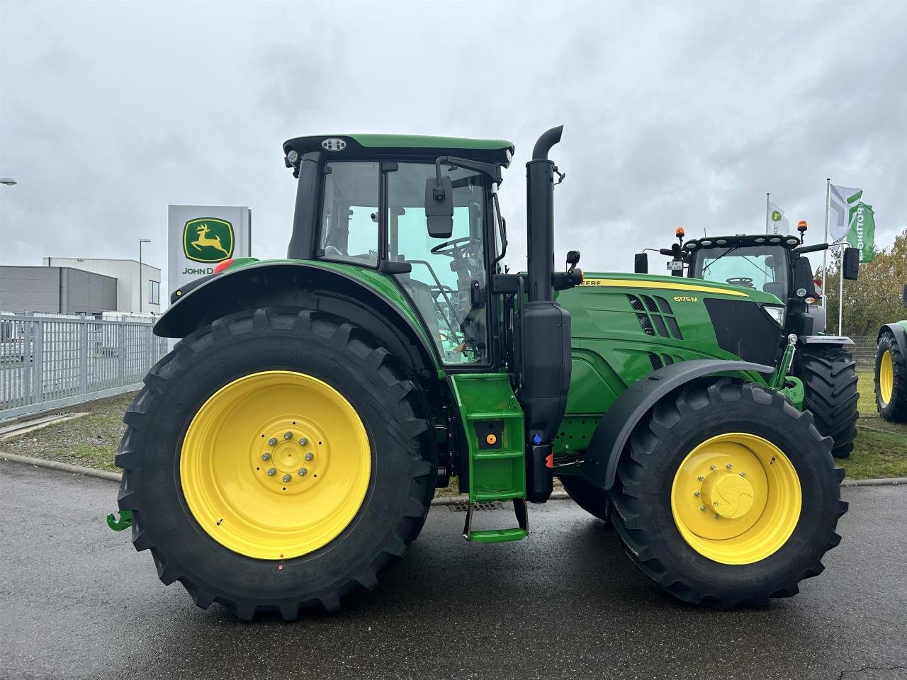 Traktor van het type John Deere 6175M Aktion Demo, Gebrauchtmaschine in Niederkirchen (Foto 3)