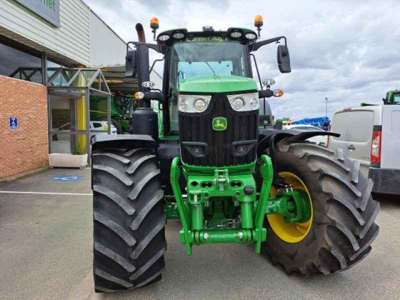 Traktor от тип John Deere 6175M, Gebrauchtmaschine в PITHIVIERS Cedex (Снимка 5)