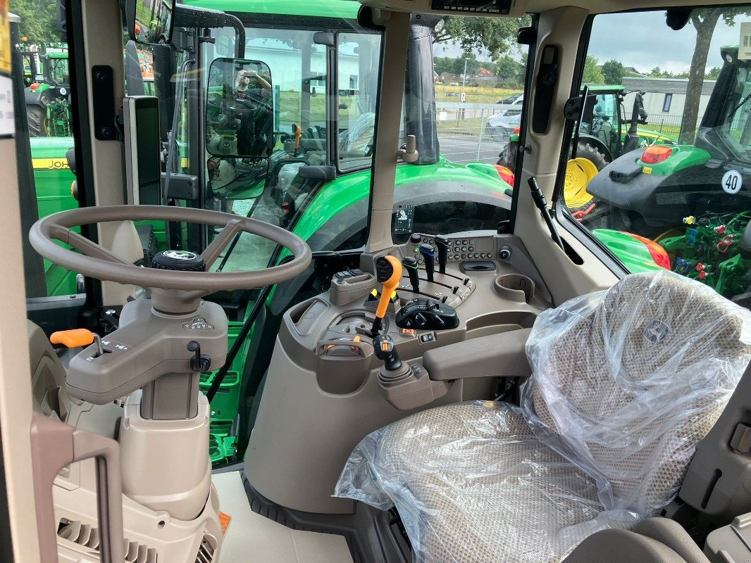 Traktor des Typs John Deere 6175M, Gebrauchtmaschine in Sittensen (Bild 4)