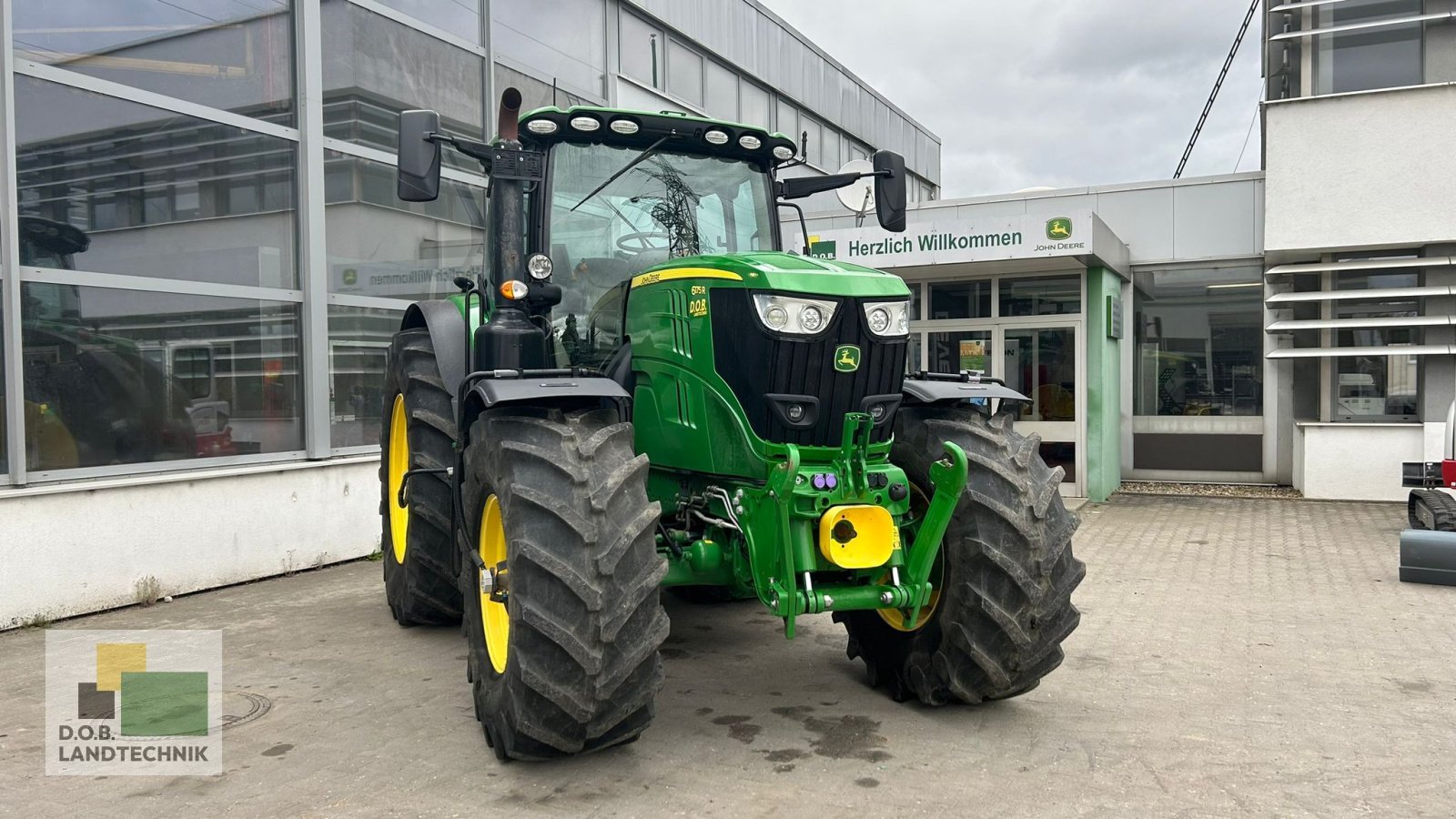 Traktor typu John Deere 6175R 6175 R mit Reifendruckregelanlage, Gebrauchtmaschine v Regensburg (Obrázek 3)