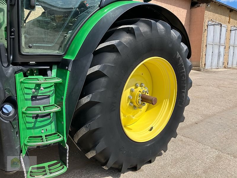 Traktor van het type John Deere 6175R Auto Powr 50kmh *Motor neu*, Gebrauchtmaschine in Salsitz (Foto 31)