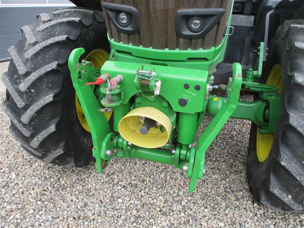 Traktor des Typs John Deere 6175R frontlift og frontPTO, Gebrauchtmaschine in Lintrup (Bild 6)