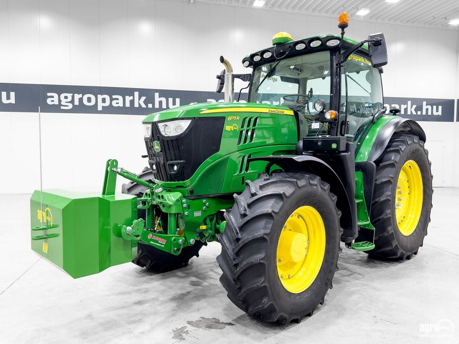 Traktor типа John Deere 6175R TLS, Gebrauchtmaschine в Csengele (Фотография 1)