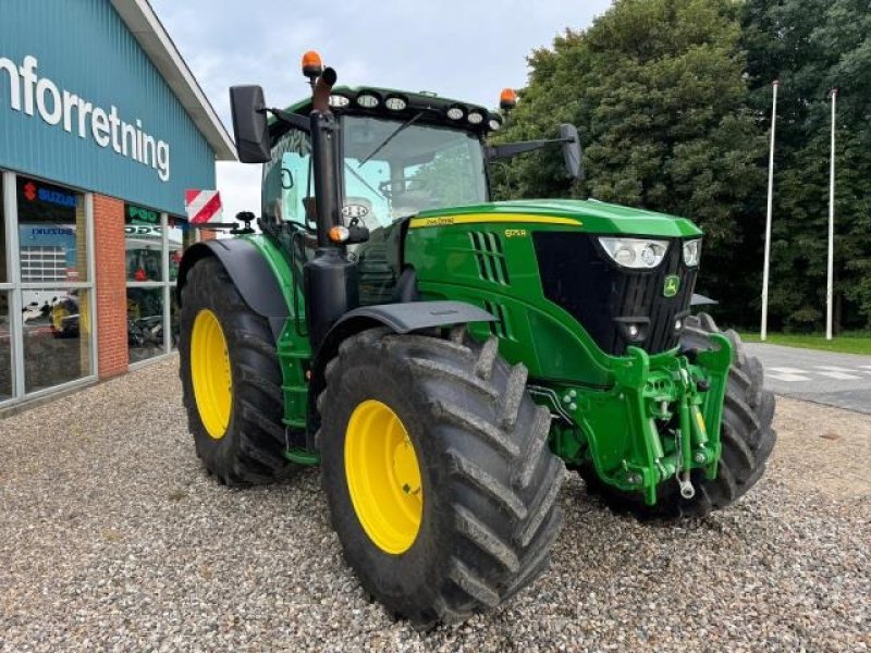 Traktor du type John Deere 6175R, Gebrauchtmaschine en Videbæk (Photo 2)