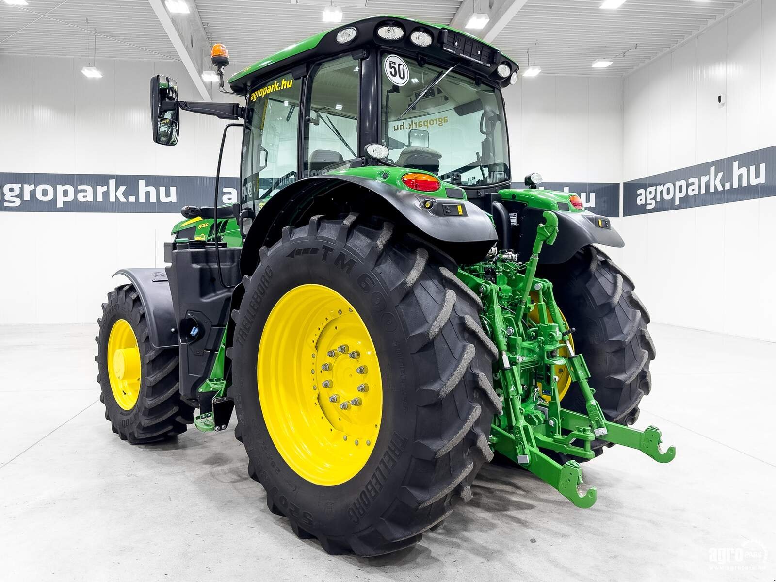 Traktor typu John Deere 6175R, Gebrauchtmaschine w Csengele (Zdjęcie 4)