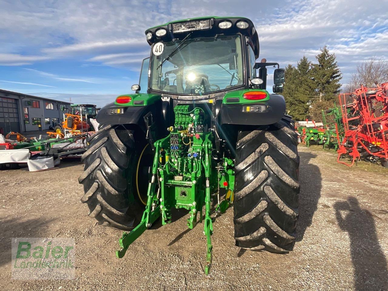 Traktor des Typs John Deere 6175R, Gebrauchtmaschine in OBERNDORF-HOCHMOESSINGEN (Bild 4)