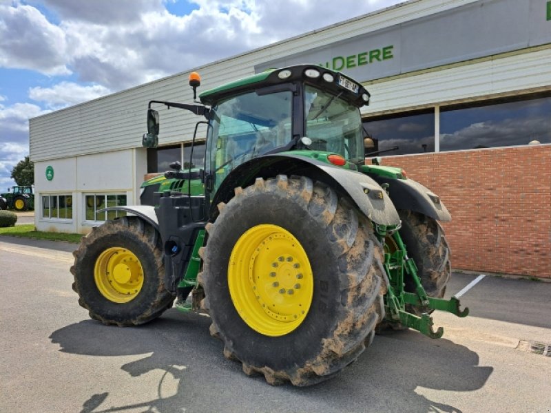 Traktor от тип John Deere 6175R, Gebrauchtmaschine в PITHIVIERS Cedex (Снимка 3)