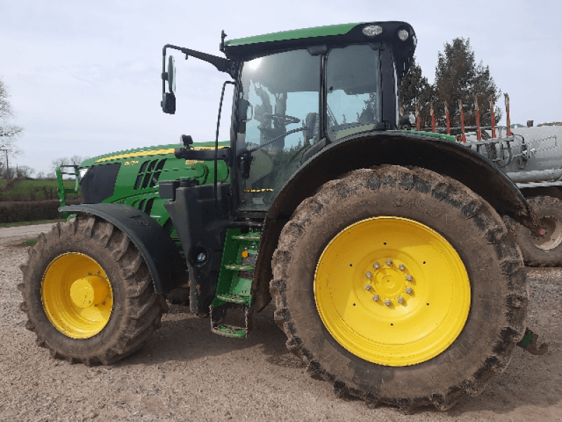 Traktor typu John Deere 6175R, Gebrauchtmaschine w Wargnies Le Grand (Zdjęcie 4)