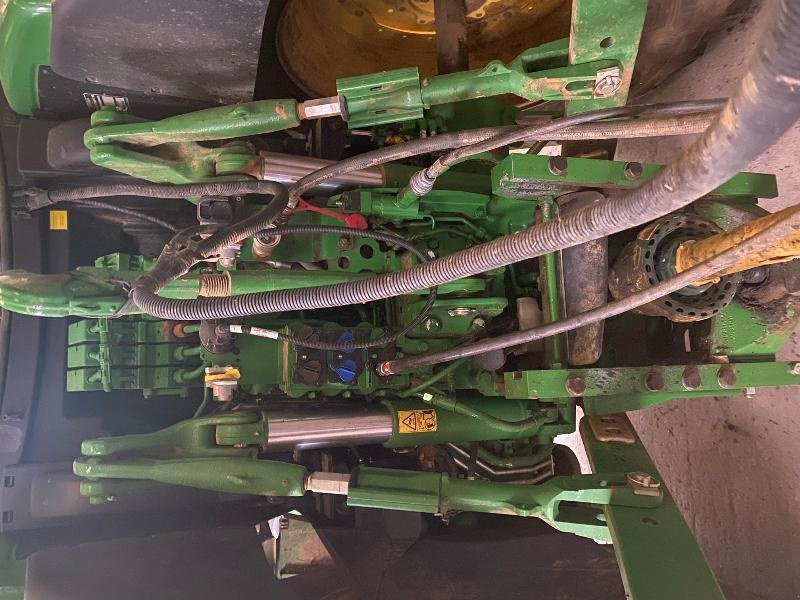 Traktor des Typs John Deere 6175R, Gebrauchtmaschine in FRONCLES (Bild 5)