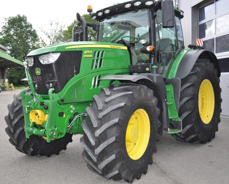 Traktor van het type John Deere 6175R, Gebrauchtmaschine in Grolley (Foto 1)