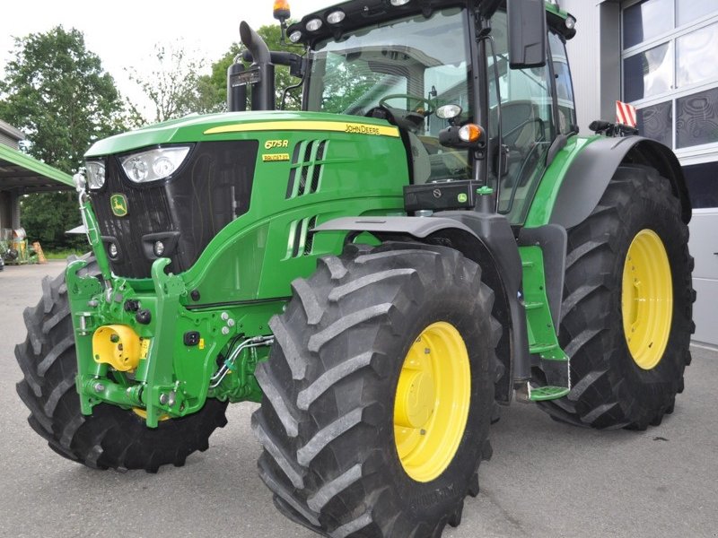 Traktor типа John Deere 6175R, Gebrauchtmaschine в Grolley